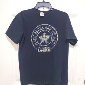 Dare Size M Medium Keep Kids Off Drugs Resist Violence
